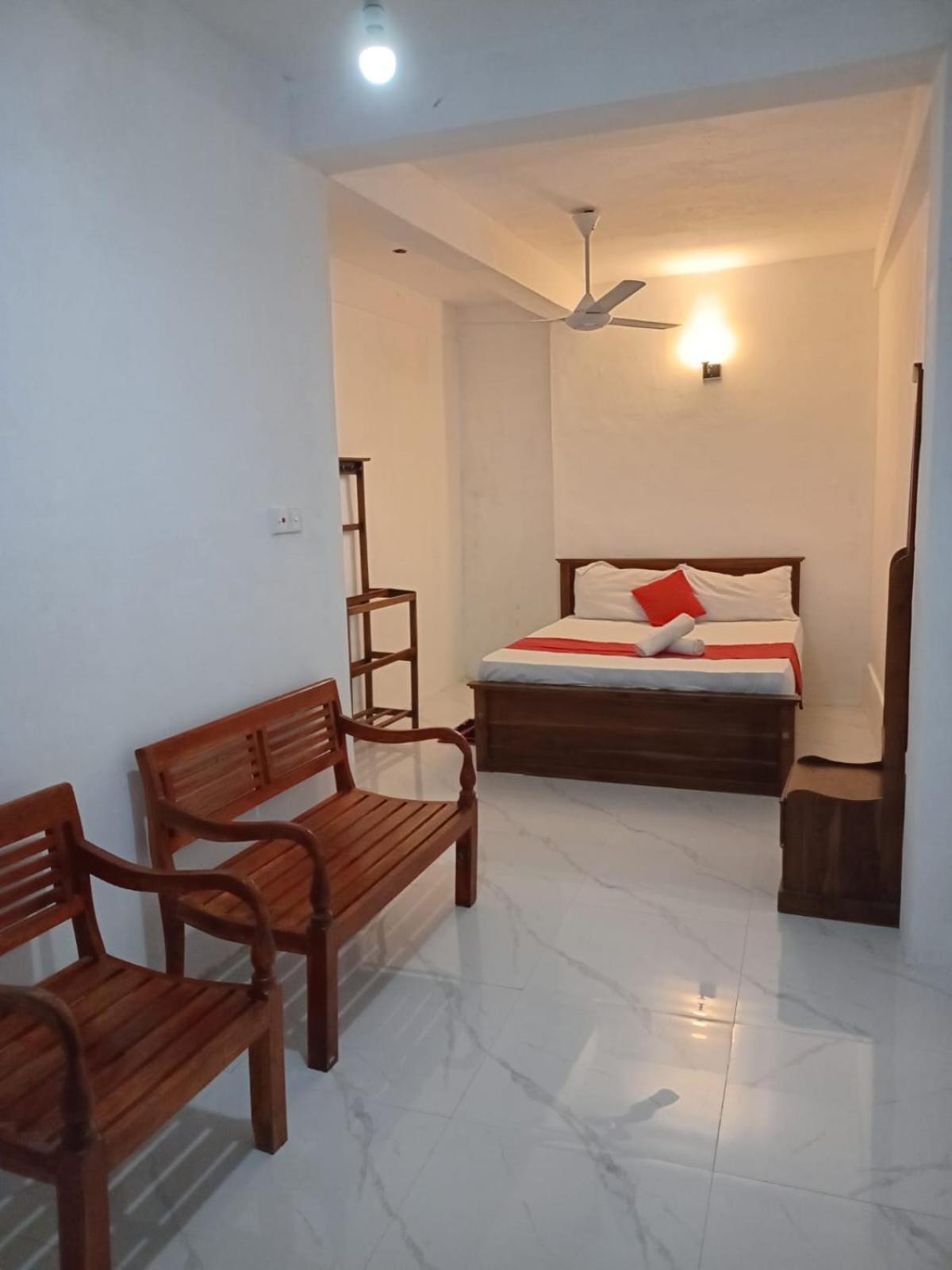 Sadhara River View Lodge Kandy Exterior photo
