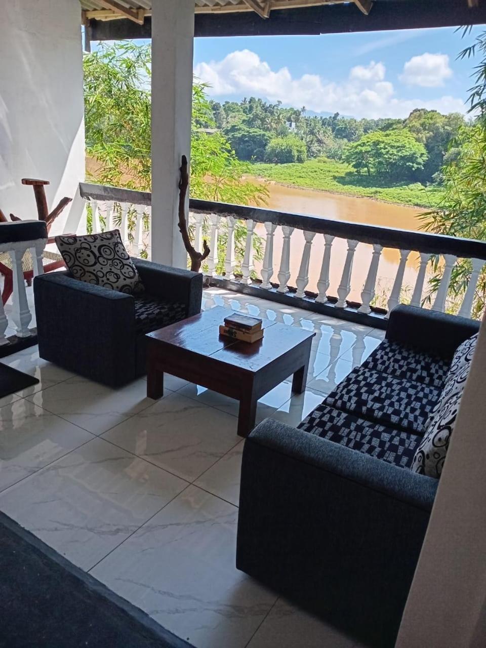 Sadhara River View Lodge Kandy Exterior photo